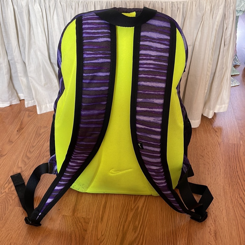 Nike Backpack - Picture 3 of 5